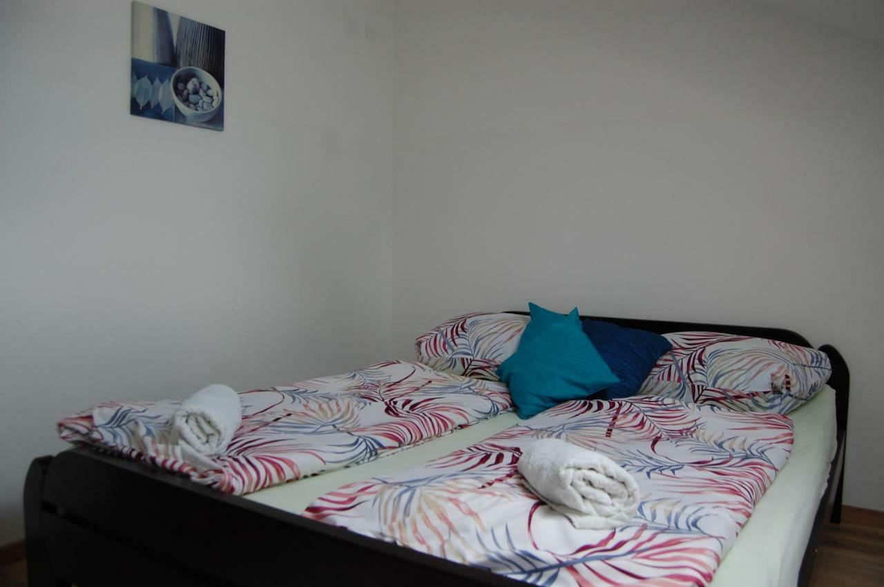 Rooms Hisa Divino Ptuj Exterior photo